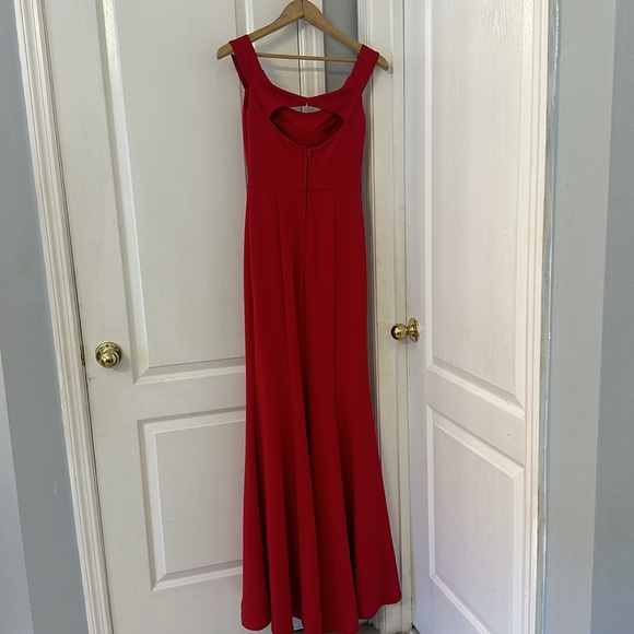 Jackie Kristopher Red Mermaid Gown – Size 1 | Elegant Formal Dress - Picture 7 of 10